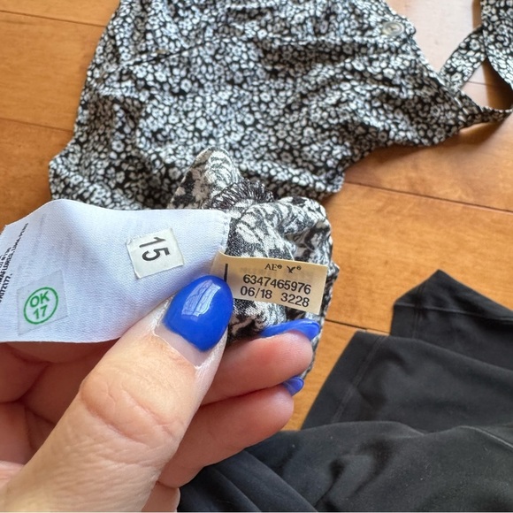 Floral Button-Down Dress Romper - Picture 4 of 7